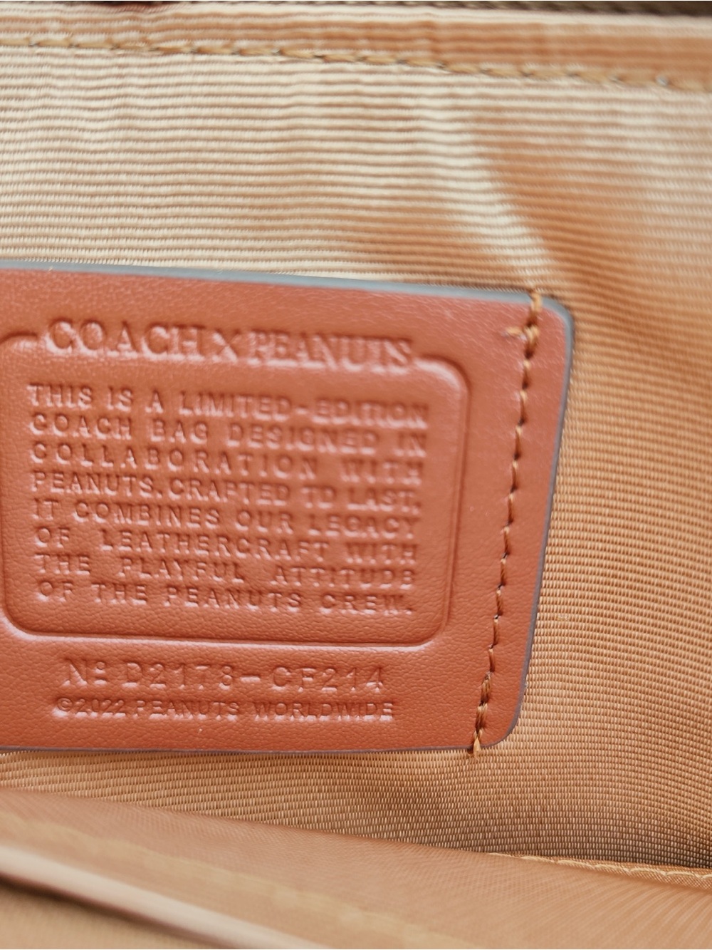 COACH Wallet - Picture 2 of 5